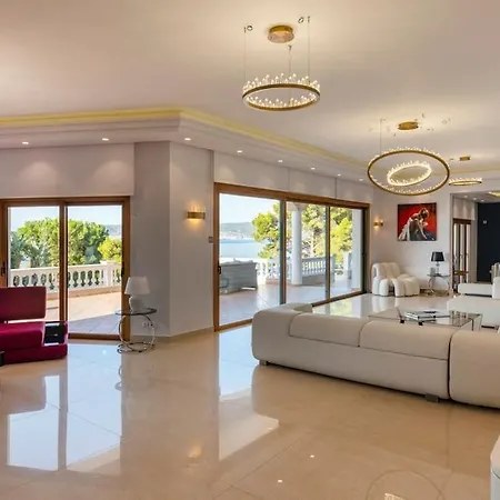 Coastal Elegance וילה