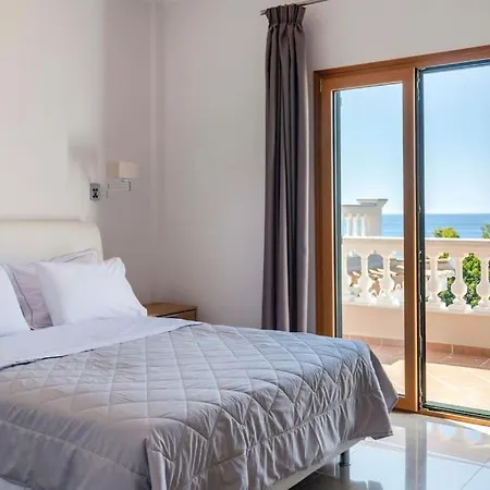 Villa Coastal Elegance Karafotaíika